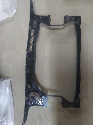 Osłona chłodnicy kompletna (panel mocowania reflektorów) 13E1041 Polcar