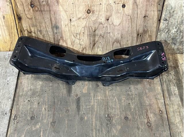 Do koszyka Korpus osi przedniej Subaru Outback III B13, BP