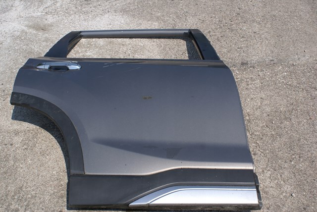 Drzwi tylne prawe Subaru 60409SJ0009P cena, od 533,81 USD