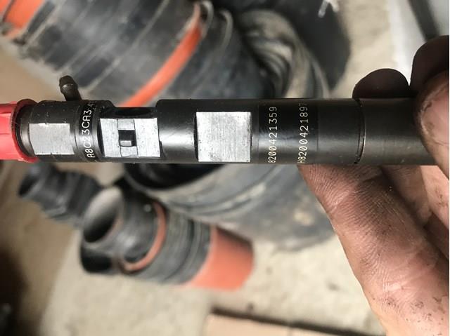 8200421359 Renault (RVI) Wtryskiwacz paliwa