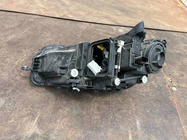 Do koszyka A1679064204 Mercedes Reflektor prawy