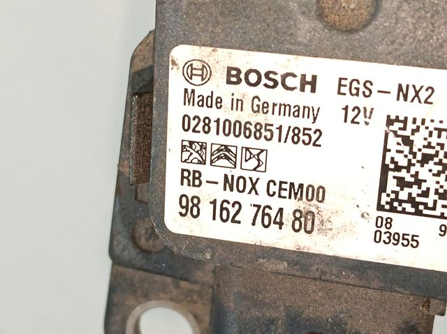 Czujnik tlenków azotu NOX przedni 9816276480 Opel