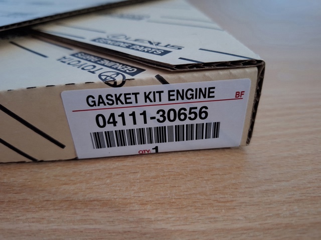 Zestaw uszczelek silnika pełny Toyota 0411130654 cena, od 226,09 USD