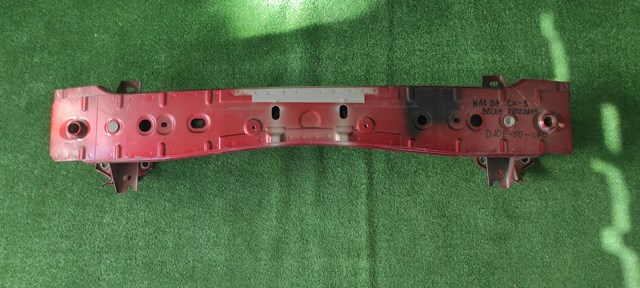 Do koszyka D10E50070 Mazda Wzmocnienie zderzaka przedniego