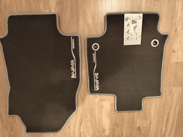 Dywaniki przód+tył, komplet Toyota RAV4 V