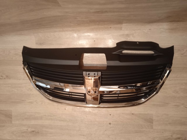 Do koszyka Atrapa chłodnicy Dodge Journey  