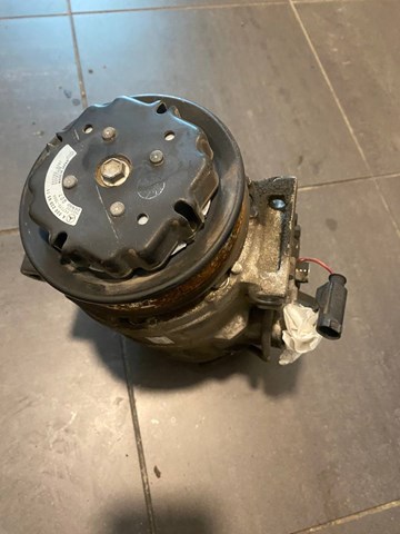Sprężarka klimatyzacji 4472208224 Mercedes