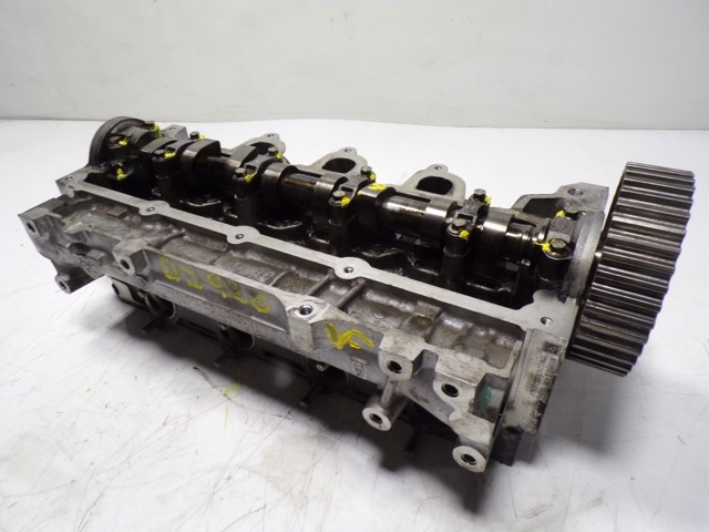 1104100Q2D Nissan/Infiniti Głowica cylindrów