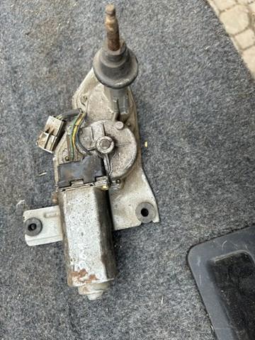 Do koszyka Silniczek wycieraczki tylnej szyby Mitsubishi Pajero III 