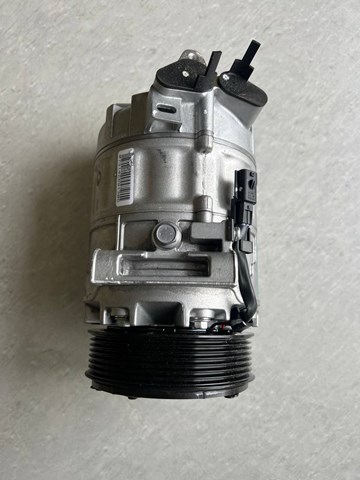 Sprężarka klimatyzacji Renault (RVI) 926000373R cena, od 244,43 USD