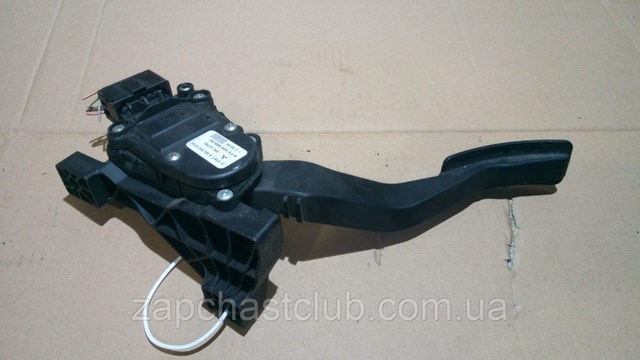 Pedał przyspieszenia (gazu) do Mitsubishi Colt VI Z3A