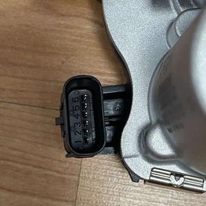 Przepustnica, komplet Chrysler 68366012AA