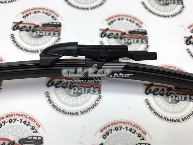  Land Rover LR104005 cena, od 31,37 USD