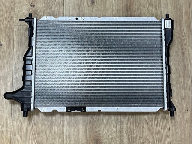 Chłodnica silnika General Motors 96477777