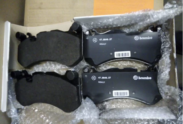 A0004207205 Mercedes Klocki hamulcowe przednie tarczowe