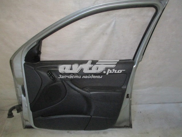 Drzwi przednie prawe Ford 1430132