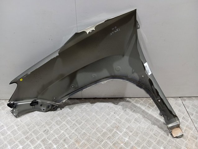  Błotnik przedni prawy Toyota Yaris 