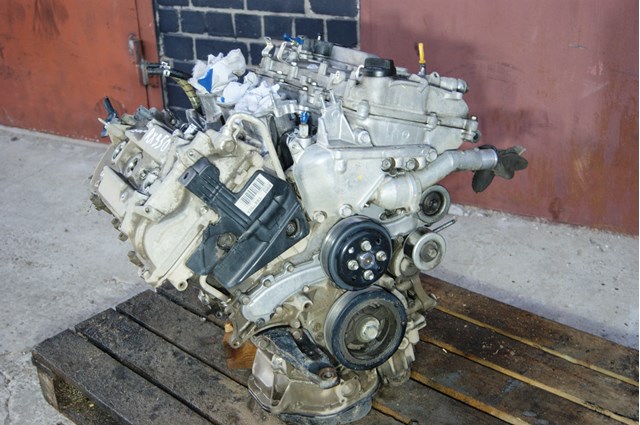 Do koszyka Silnik w komplecie Toyota Camry VI V40