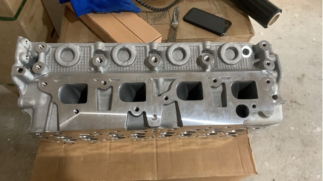 Głowica cylindrów Nissan/Infiniti 110405M300 cena, od 828,88 USD