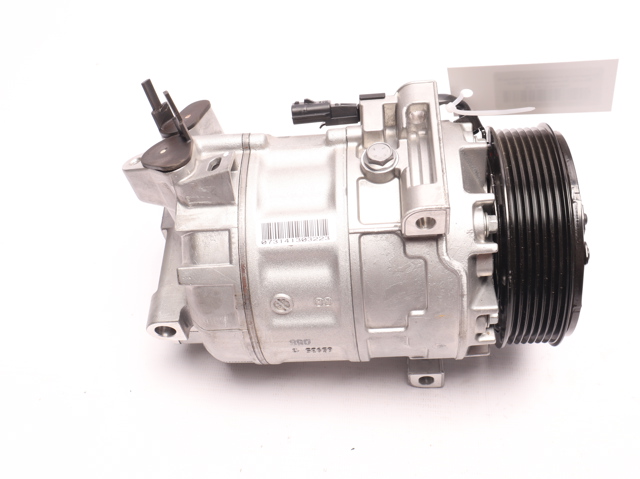 Sprężarka klimatyzacji 926000373R Renault (RVI)