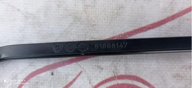 51868147 Fiat/Alfa/Lancia Ramię wycieraczki szyby przedniej