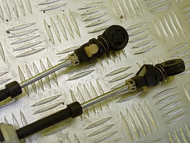 Linka dźwigni zmiany biegów podwójna A4472601351 Mercedes