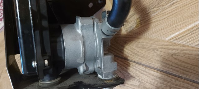 Pompa oleju Mitsubishi Eclipse CROSS SUV (GK, GL) (2017 - 2026) cena, od 407,62 USD