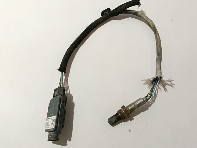 Czujnik tlenków azotu NOX przedni Opel 9816276480 cena, od 78,32 USD