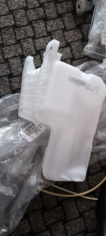 Zbiorniczek spryskiwacza szyb Skoda Octavia IV A8 hatchback (NX3, NN3, PV3) (2020 - 2026) cena, od 52,51 USD