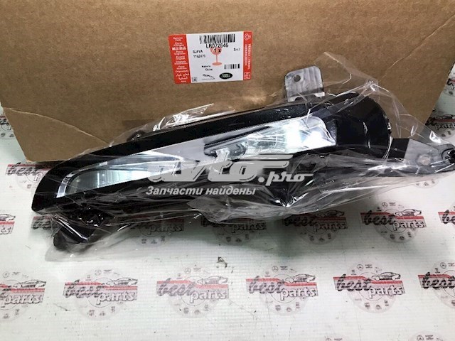 LR072646 Land Rover Lampa przeciwmgielna lewa