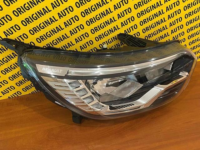 Do koszyka 260105660R Renault (RVI) Reflektor prawy