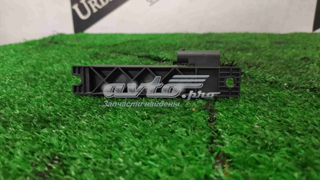  Land Rover LR099137 cena, od 73,31 USD