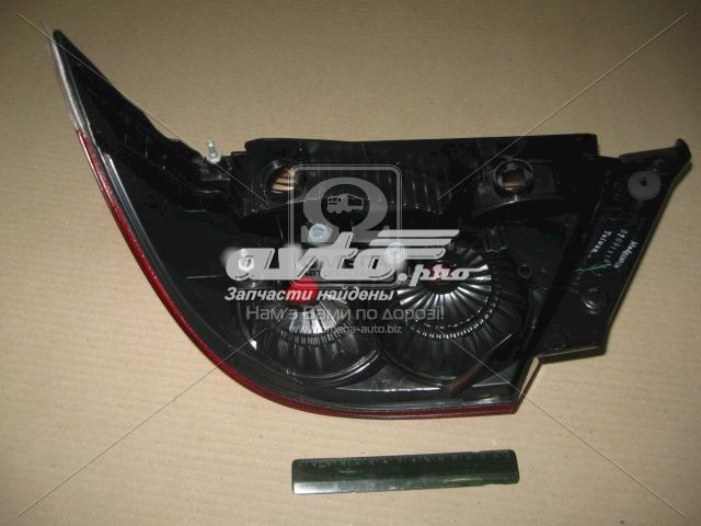 Lampa zespolona tylna lewa 11A660012B TYC