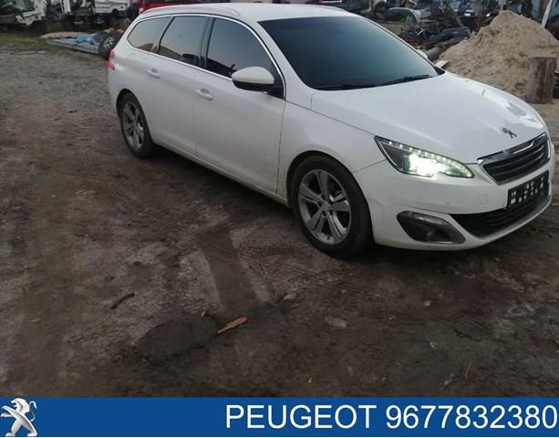 Do koszyka 9677832380 Peugeot/Citroen Reflektor prawy