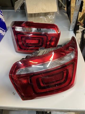 Lampa zespolona tylna lewa 9817303780 Peugeot/Citroen