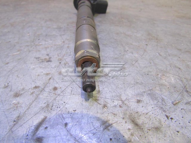 Do koszyka 059130277BB VAG Wtryskiwacz paliwa