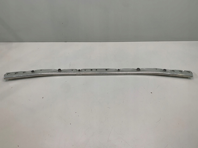 7357205 BMW Osłona chłodnicy górna (panel mocowania reflektorów)
