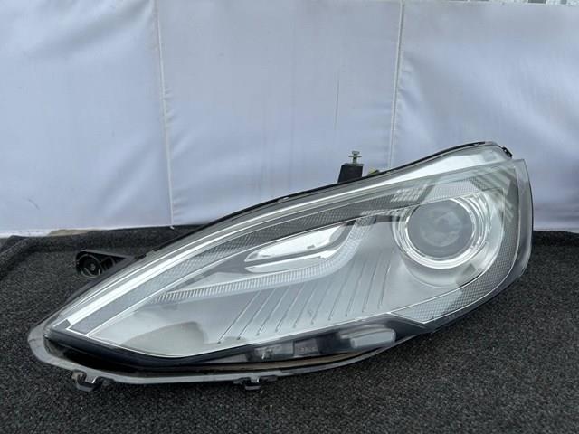 Do koszyka Reflektor prawy Tesla Model S  5YJS
