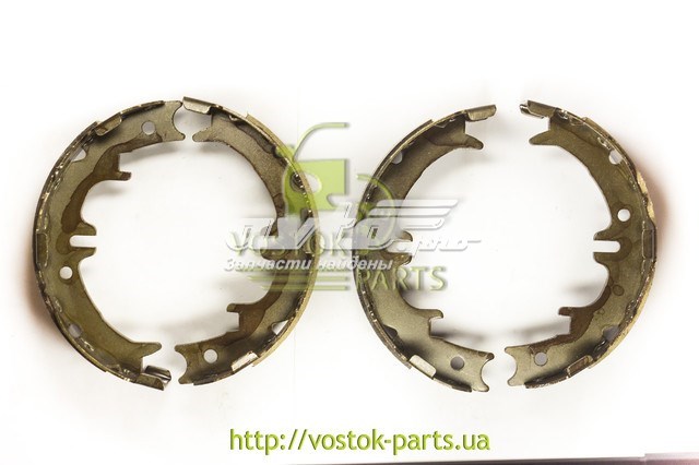 Klocki hamulca ręcznego Chery T113502170 cena, od 28,19 USD