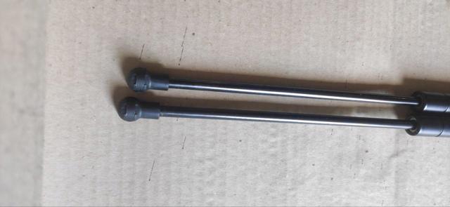 Do koszyka GS0696 Magneti Marelli Amortyzator klapy bagażnika (3/5 drzwi-tylnych)
