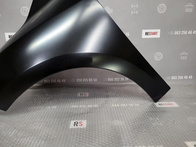 Do koszyka Błotnik przedni lewy Renault Fluence  B3