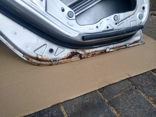 Drzwi tylne prawe do Mazda 3  BK12