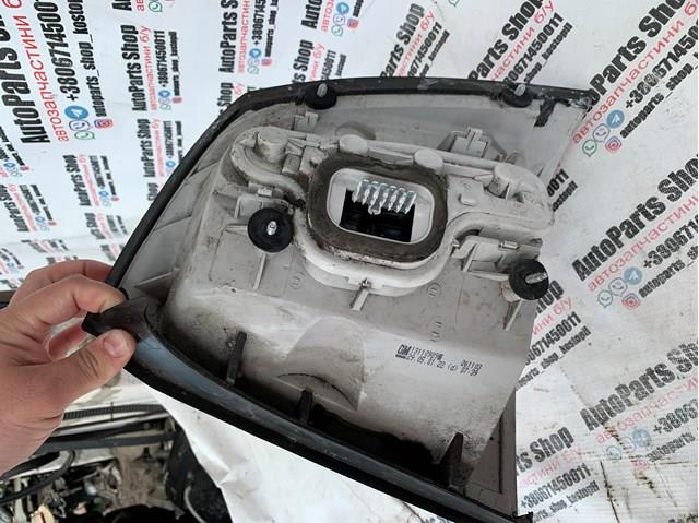 Lampa zespolona tylna lewa General Motors 13110929 cena, od 40,15 USD