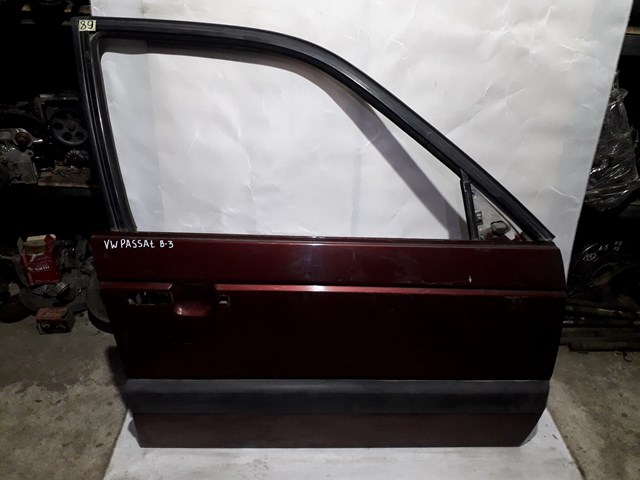 Do koszyka Drzwi przednie prawe Volkswagen Passat B3, B4 3A5, 351, 315