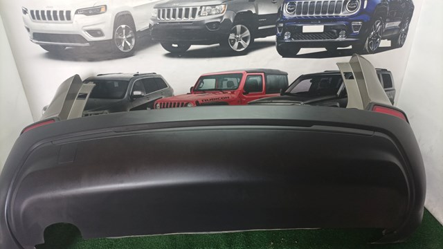  Zderzak tylny Jeep Cherokee 