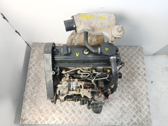 Do koszyka Silnik w komplecie Audi 80 B3 89, 89Q, 8A