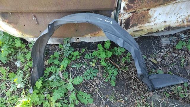 868111G000 Hyundai/Kia Nadkole błotnika przedniego lewe