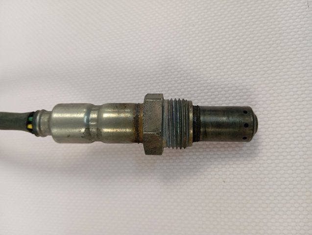 Czujnik tlenków azotu NOX przedni 9816276480 Opel
