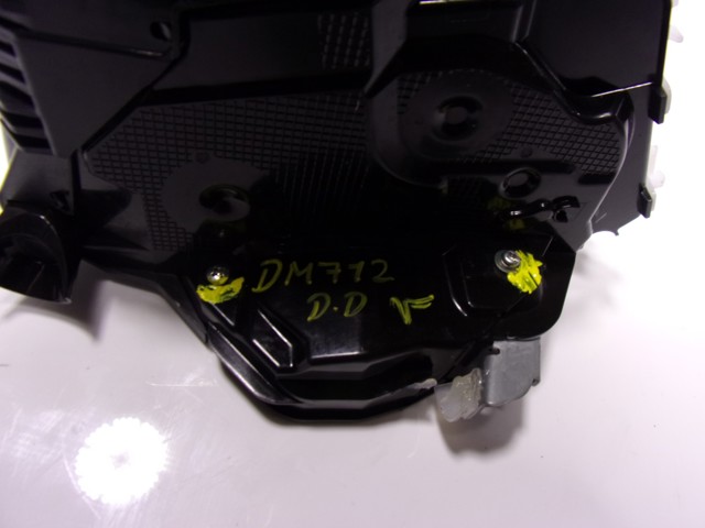 Zamek drzwi przednich prawych Toyota Yaris CROSS SUV (MXP) (2020 - 2026) cena, od 126,59 USD