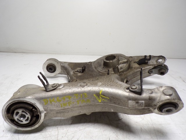 Wahacz zawieszenia tylnego dolny lewy LR098944 Land Rover